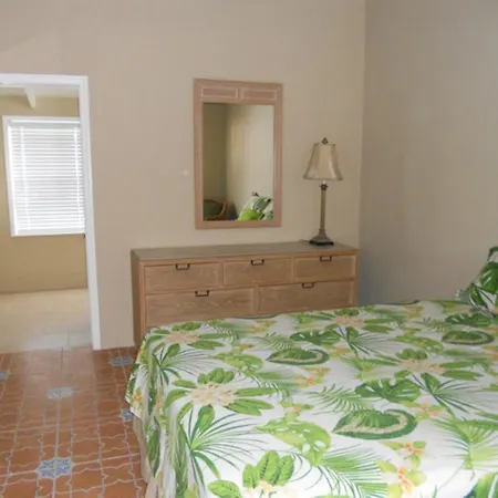 Paradise Cove Ocean Front Villas And Suites-2
